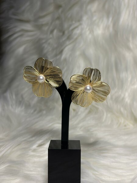 Boucles Fleurs Dorées Perles