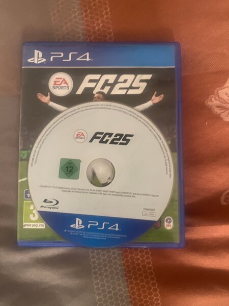 CD-  EA FC 25 PS4