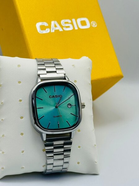 Montre CASIO Unisexe Élégante