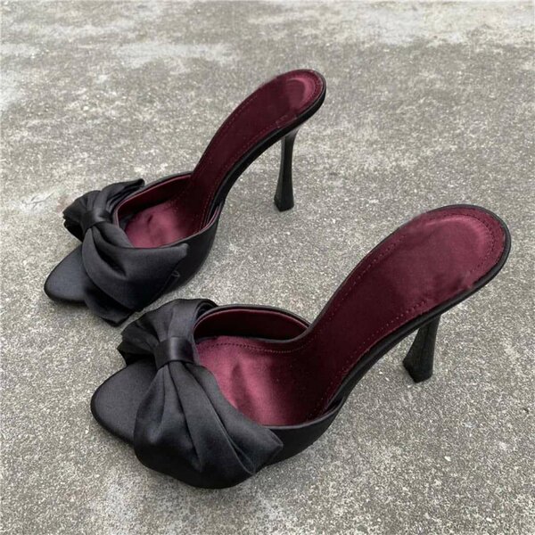 Escarpins à Talon Haut Zara