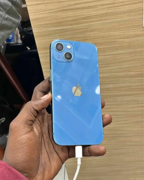 iPhone reconditionné bleu