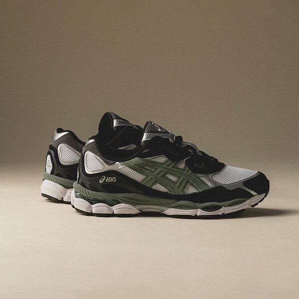 Chaussures de sport Asics