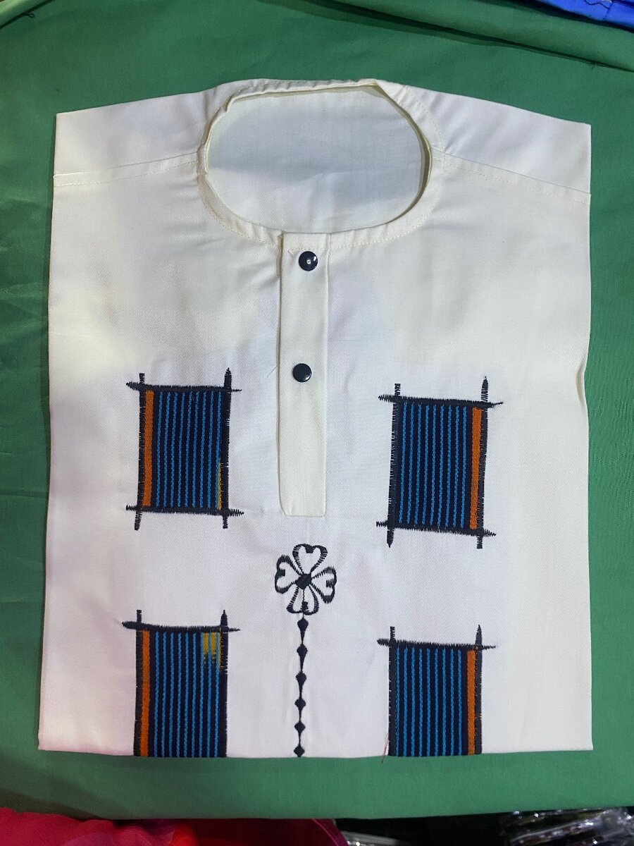 Chemise traditionnelle brodée homme