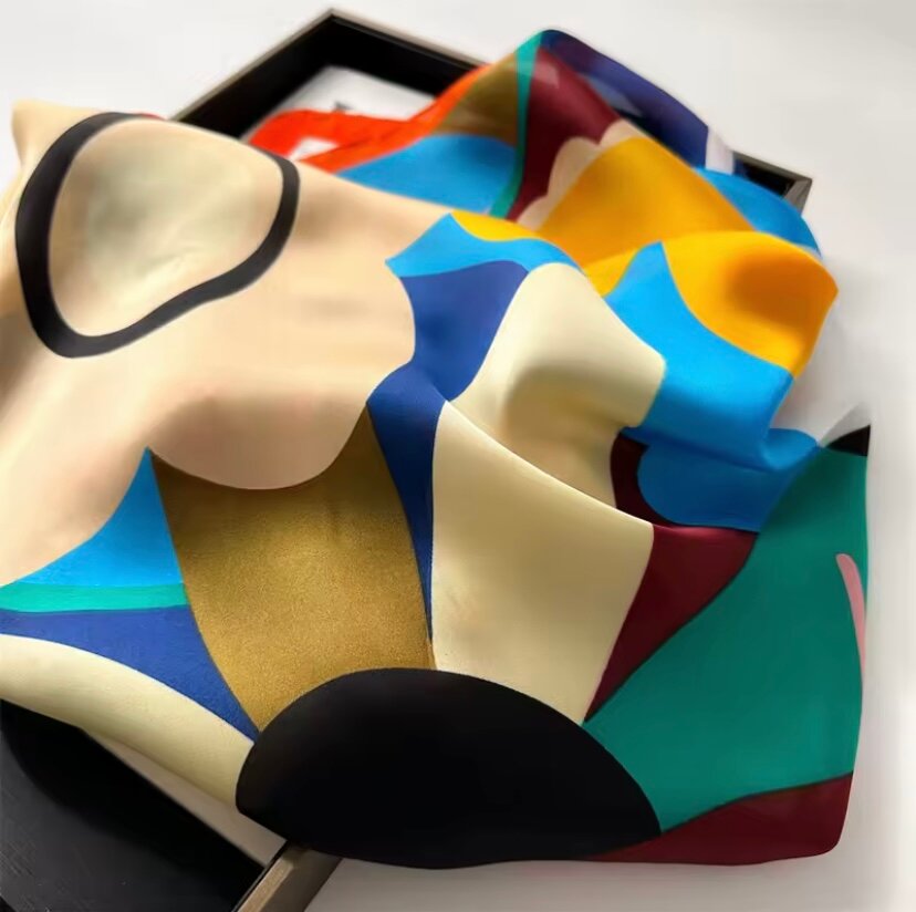 Foulard en soie imprimé