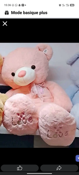 Gros ours en peluche doux