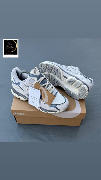 Baskets ASICS confort sport