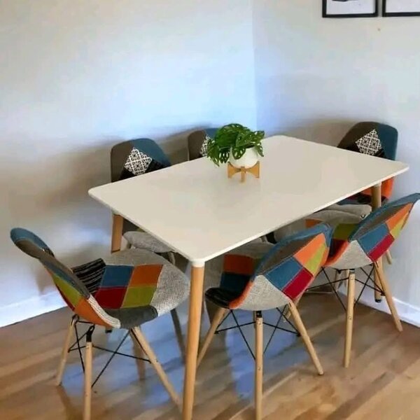 Table à manger moderne