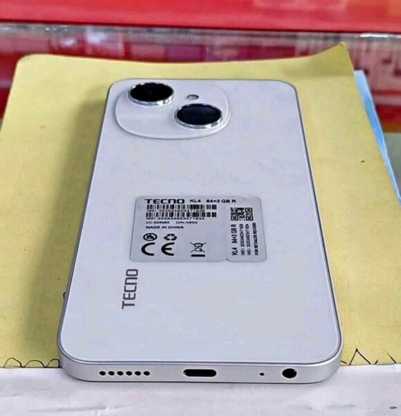 Smartphone Tecno moderne