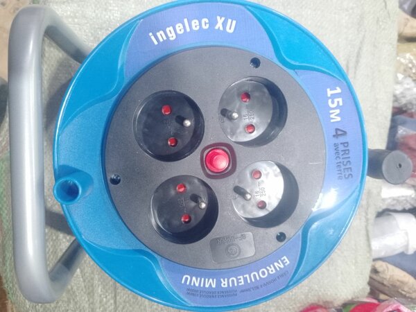 Enrouleur électrique 15m