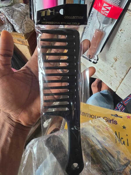 Black Hair Comb - Professional Styling Tool