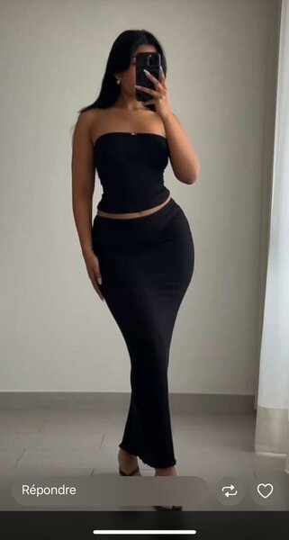 Robe longue élégante noire