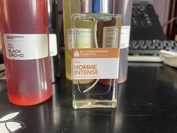 100% undiluted Perfume Oil( 10ml: 50gh)