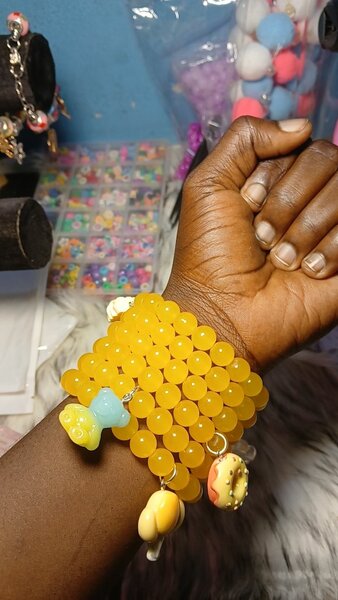 Bracelet perlé coloré