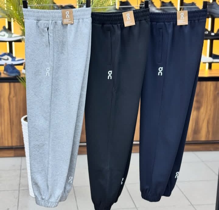 Jogging homme sportwear On Cloud