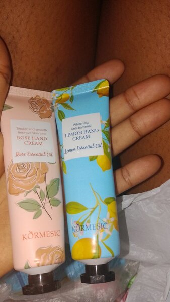 Crèmes Mains Parfumées