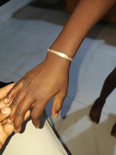 Bracelet en acier inoxydable élégant