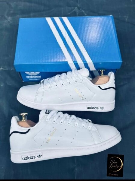 Baskets blanches Adidas