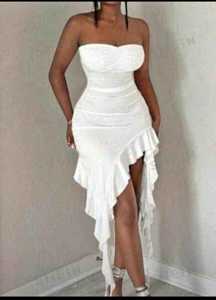 Robe blanche élégante