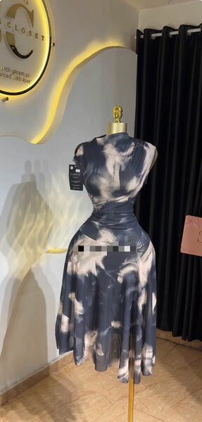 Robe élégante en tie-dye