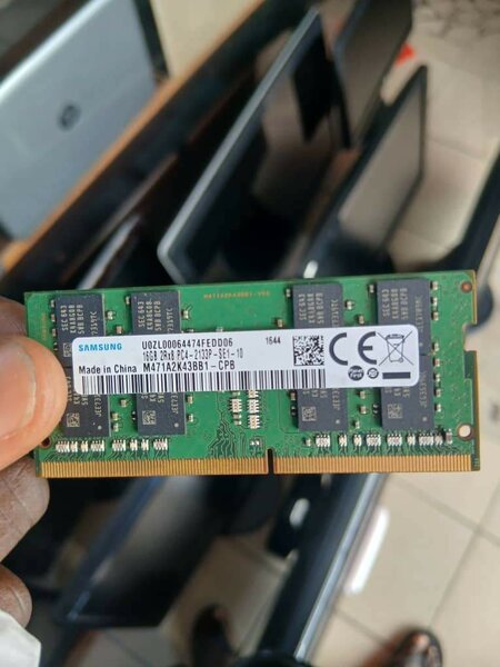 MEMOIRE RAM PC DDR 4 16GB