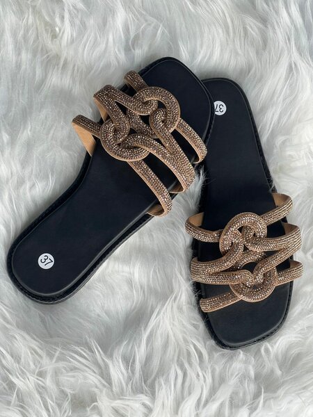 Sandales perlé femme.