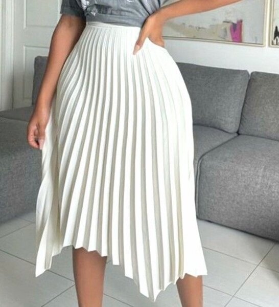 Satin pleated skirt