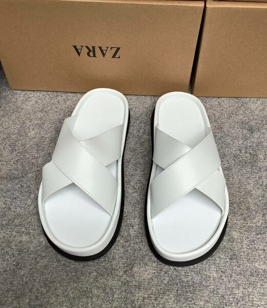 Sandales croisées élégantes