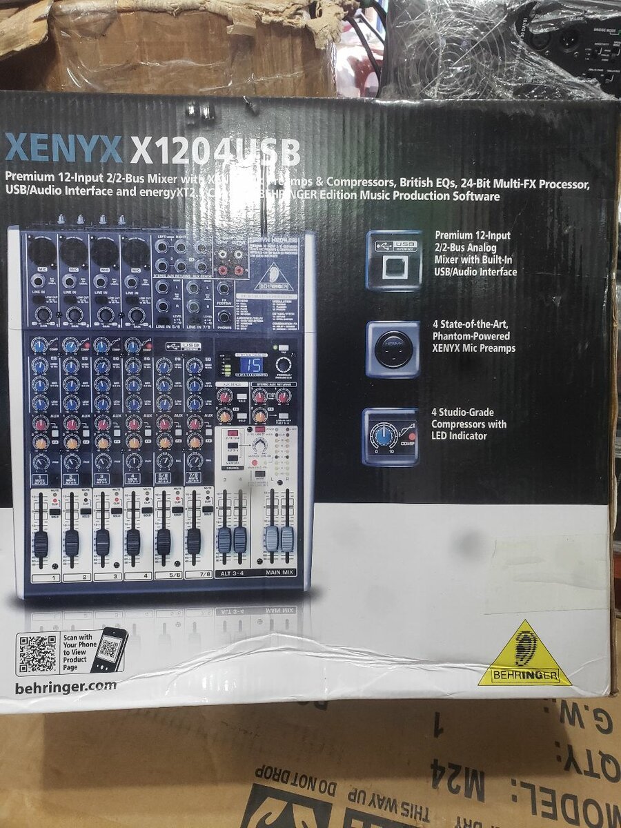 Behringer XENYX X1204USB Mixer
