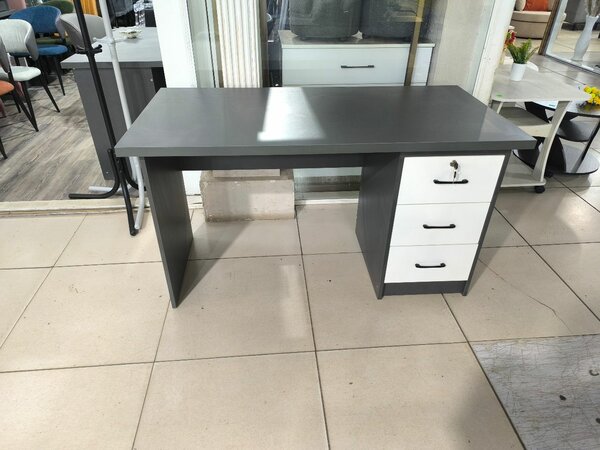 Стол для офиса