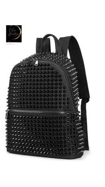 Sac à dos clouté tendance