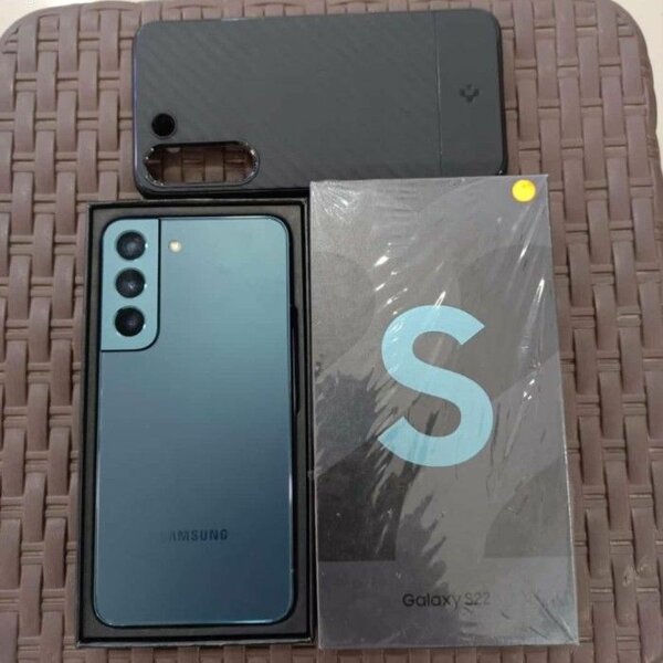GALAXY S22 5G 256GB IN BOX