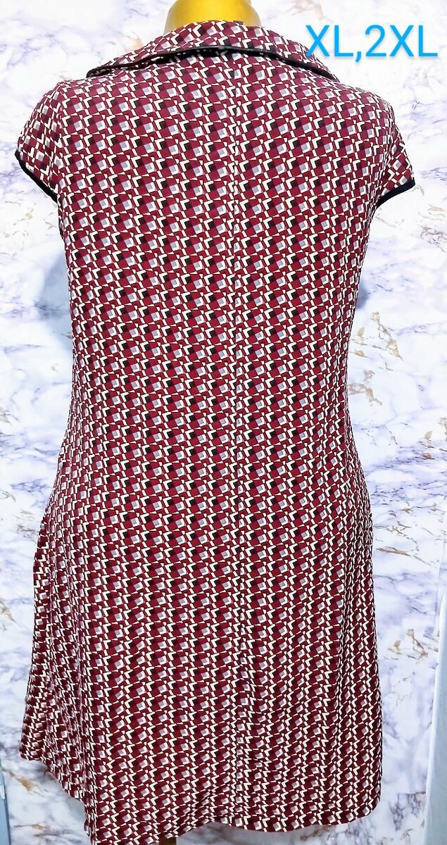 Robe élégante à motif géométrique