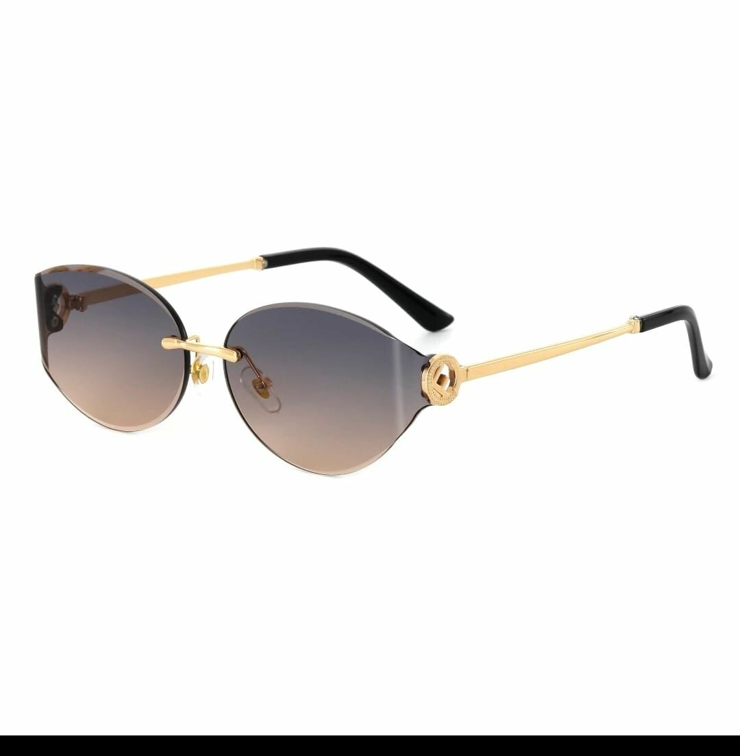 Lunettes de soleil élégantes femme