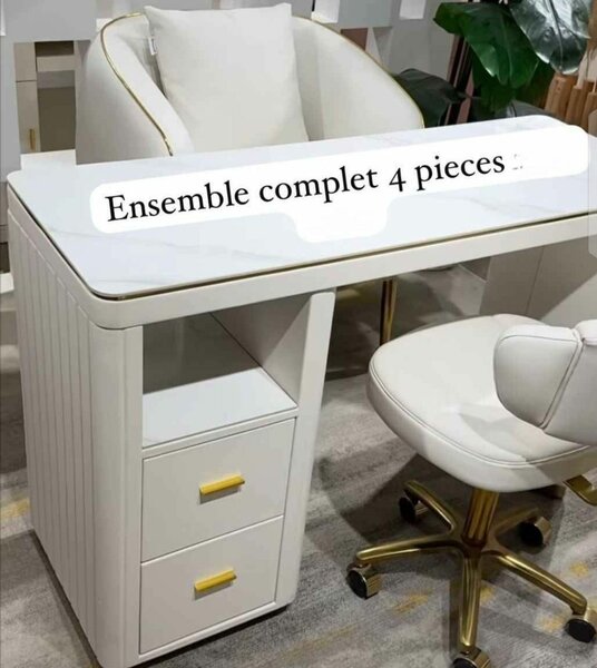 Ensemble de bureau moderne