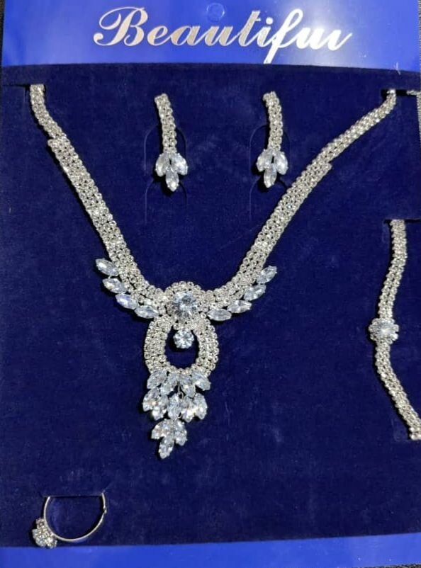 Parure Bijoux Strass Éblouissants