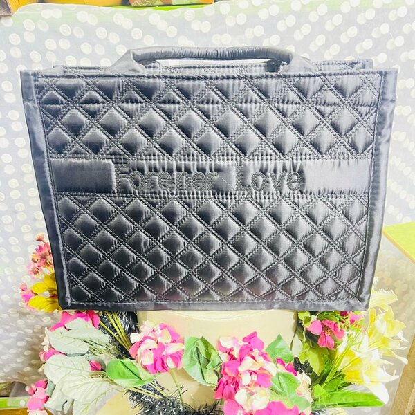 Sac fourre-tout matelassé élégant