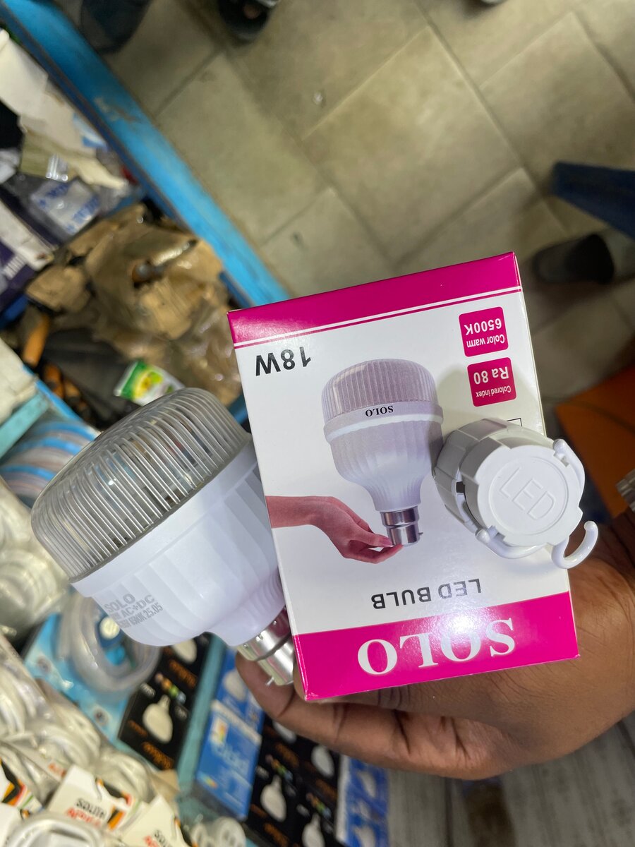 Ampoule LED SOLO 18W