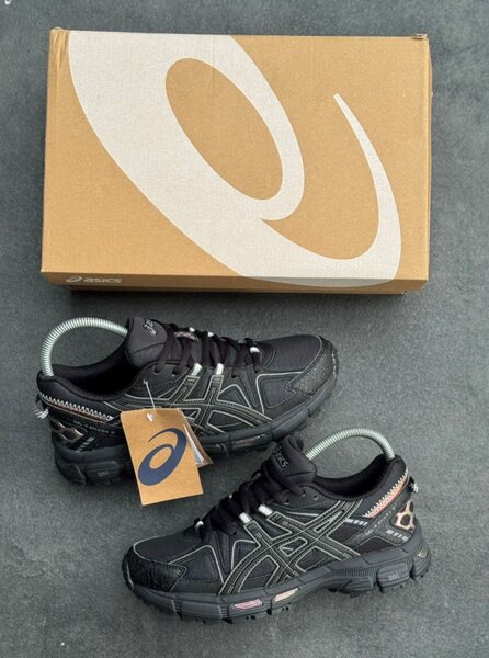 Baskets Asics élégantes