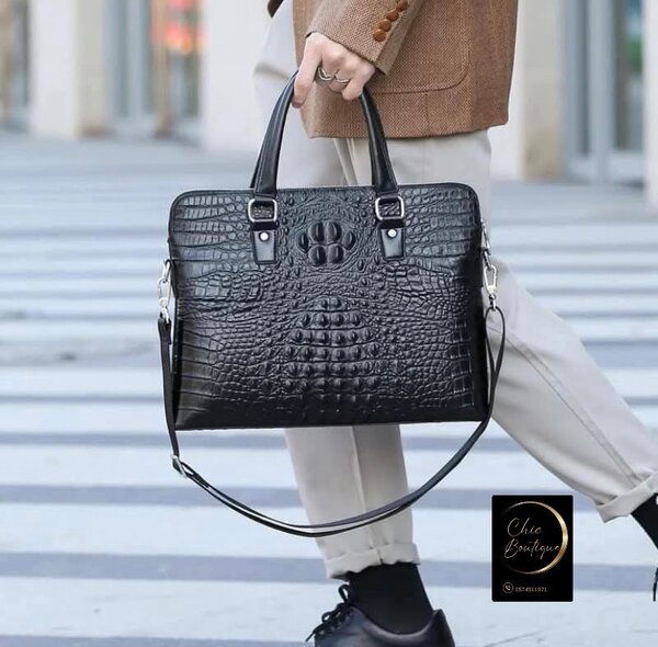 Sacoche en cuir noir pour homme