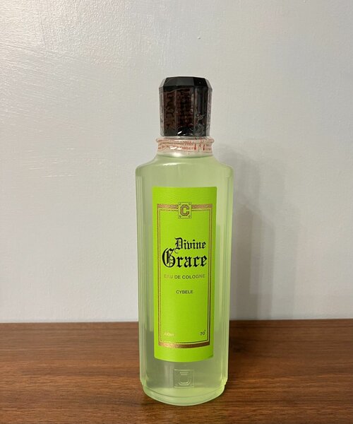 Divine Grace perfume
