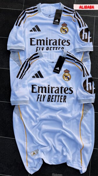 Maillots de Football Équipes Fameuses