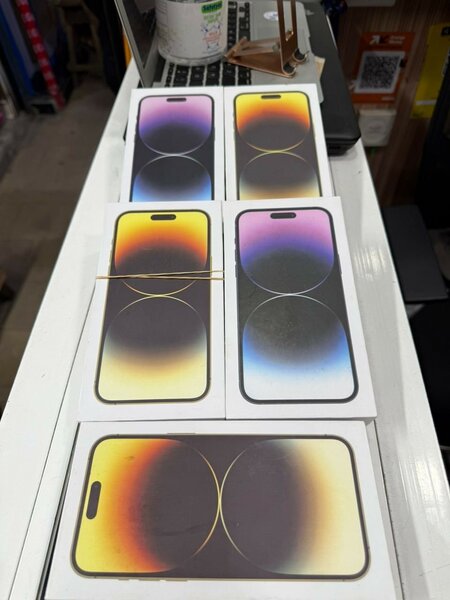 iPhone 14pro Max neuf 128gb