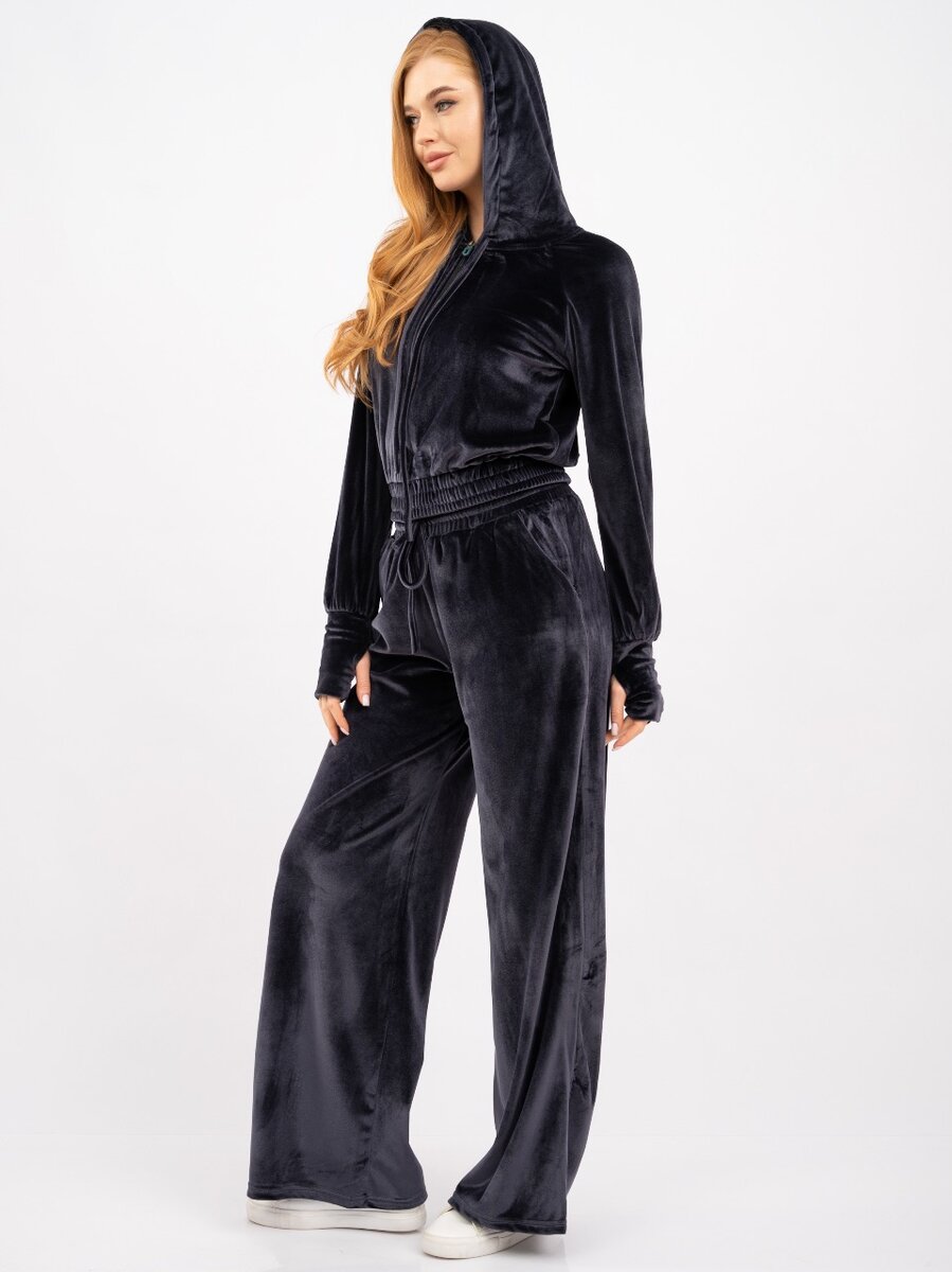 Спортивный костюм женский