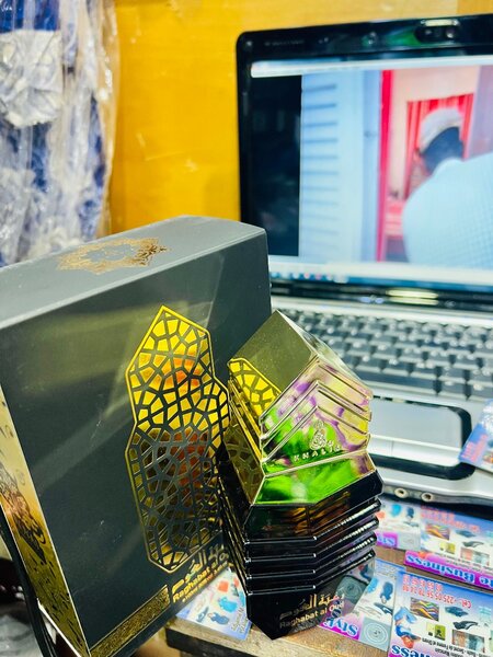 Parfum Oud Intense Luxueux