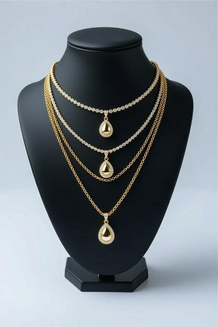 Collier en or avec pendentif