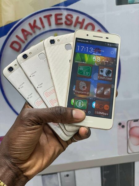 HUAWEI HONOR 5S QUASI NEUF IMPORTÉ SANS ACCESSOIRES 64GO/4GO