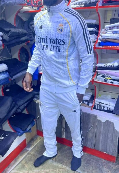 Survêtement de sport adidas