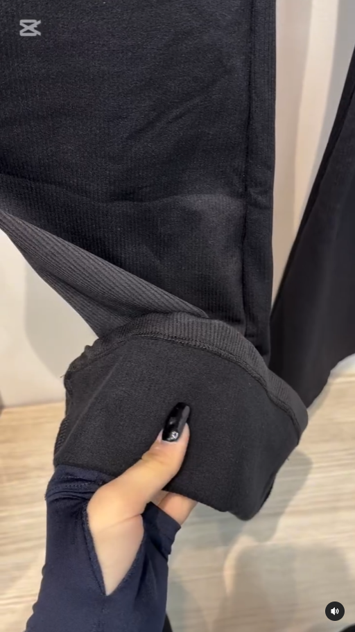 Базовые брюки клеш с начесом