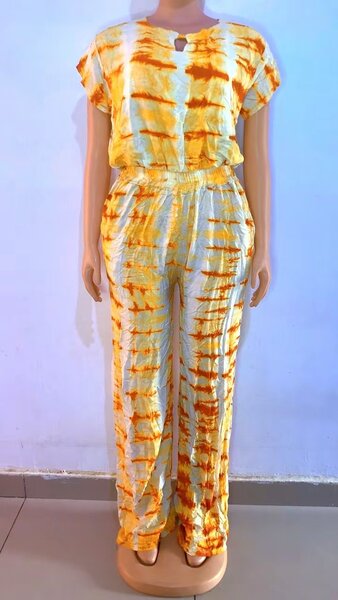 Combinaison en tissu dampé