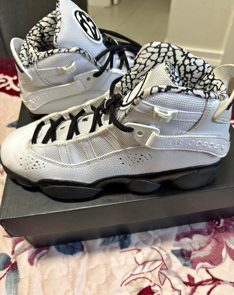 Chaussures Air Jordan VI Blanc Noir